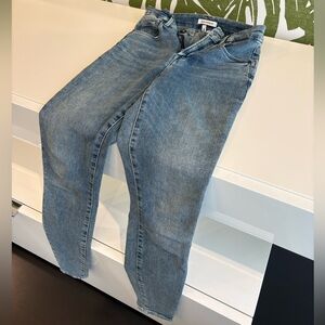 Good American Light Blue Denim Jeans